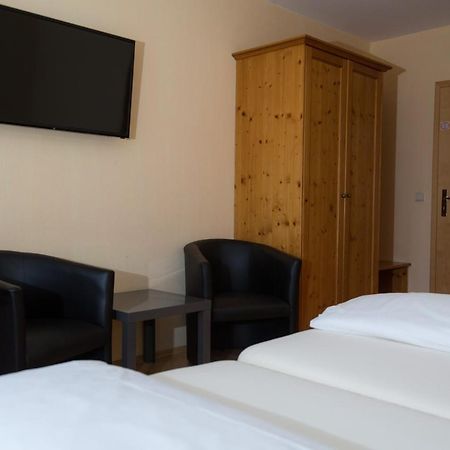 Alter Wirt Putzbrunn Hotel Luaran gambar