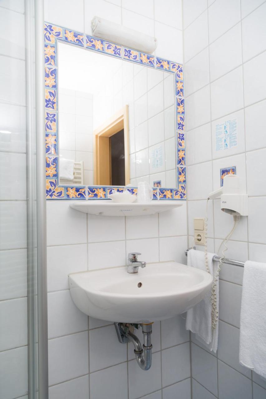 Alter Wirt Putzbrunn Hotel Luaran gambar