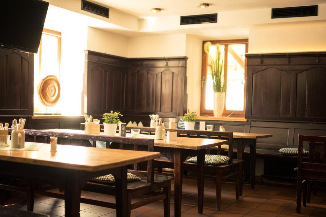 Alter Wirt Putzbrunn Hotel Luaran gambar